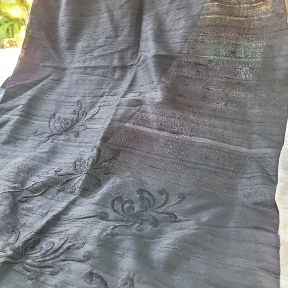 Dupionni Silk Shawl~Scarf NWT, ZAZOU 20x75" - Picture 5 of 16